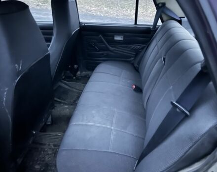 Фиолетовый ВАЗ 2107, объемом двигателя 1.5 л и пробегом 100 тыс. км за 500 $, фото 4 на Automoto.ua