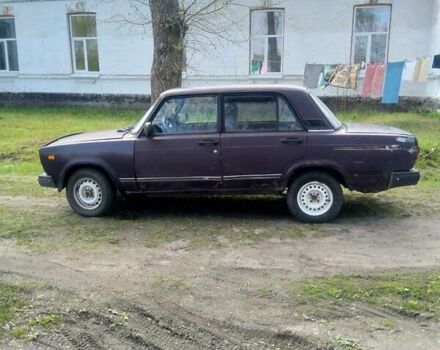Фіолетовий ВАЗ 2107, об'ємом двигуна 1.6 л та пробігом 160 тис. км за 772 $, фото 4 на Automoto.ua