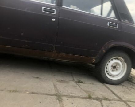 Фиолетовый ВАЗ 2107, объемом двигателя 1.5 л и пробегом 160 тыс. км за 700 $, фото 7 на Automoto.ua