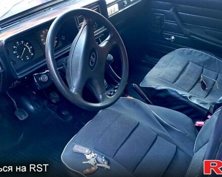 Фиолетовый ВАЗ 2107, объемом двигателя 1.5 л и пробегом 164 тыс. км за 1100 $, фото 4 на Automoto.ua