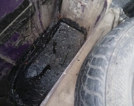 Фиолетовый ВАЗ 2107, объемом двигателя 1.5 л и пробегом 123 тыс. км за 750 $, фото 21 на Automoto.ua