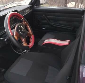 Фиолетовый ВАЗ 2107, объемом двигателя 1.5 л и пробегом 96 тыс. км за 1300 $, фото 4 на Automoto.ua