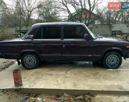 ВАЗ 2107 2005 в Изяслве на Automoto.ua Фиолетовый ВАЗ 2107, объемом двигателя 1.5 л и пробегом 300 тыс. км за 1200 $, фото 2 на Automoto.ua