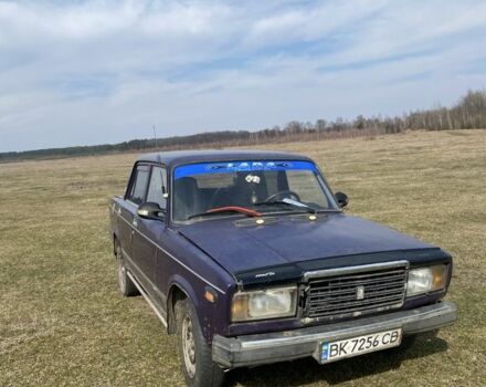 Фиолетовый ВАЗ 2107, объемом двигателя 1.5 л и пробегом 80 тыс. км за 750 $, фото 1 на Automoto.ua