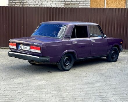 Фиолетовый ВАЗ 2107, объемом двигателя 1.5 л и пробегом 250 тыс. км за 550 $, фото 4 на Automoto.ua