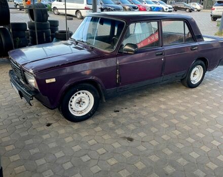 Фиолетовый ВАЗ 2107, объемом двигателя 1.5 л и пробегом 200 тыс. км за 550 $, фото 1 на Automoto.ua