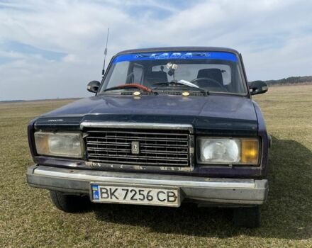 Фиолетовый ВАЗ 2107, объемом двигателя 1.5 л и пробегом 80 тыс. км за 750 $, фото 5 на Automoto.ua