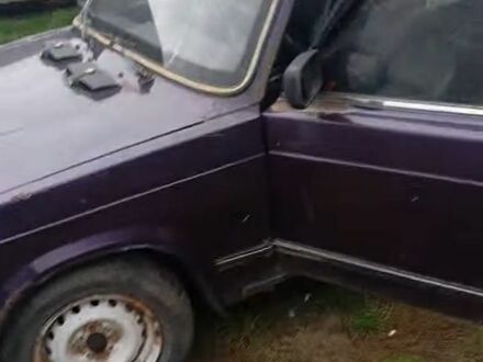 Фіолетовий ВАЗ 2107, об'ємом двигуна 1 л та пробігом 2 тис. км за 261 $, фото 1 на Automoto.ua