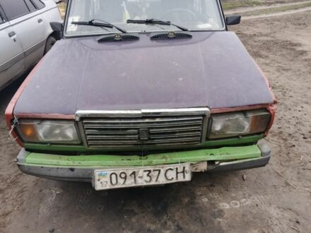 Фіолетовий ВАЗ 2107, об'ємом двигуна 1.3 л та пробігом 200 тис. км за 237 $, фото 1 на Automoto.ua