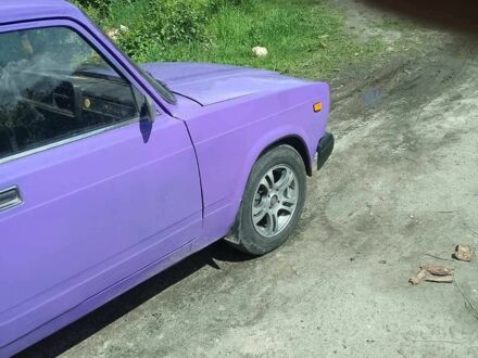 ВАЗ 2107 1992 у Обухове на Automoto.ua Фіолетовий ВАЗ 2107, об'ємом двигуна 8 л та пробігом 2 тис. км за 600 $, фото 1 на Automoto.ua