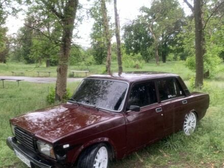 ВАЗ 2107 2000 у Краматорске на Automoto.ua Фіолетовий ВАЗ 2107, об'ємом двигуна 1.5 л та пробігом 1 тис. км за 966 $, фото 1 на Automoto.ua