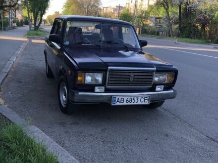Фіолетовий ВАЗ 2107, об'ємом двигуна 1.5 л та пробігом 200 тис. км за 1000 $, фото 1 на Automoto.ua