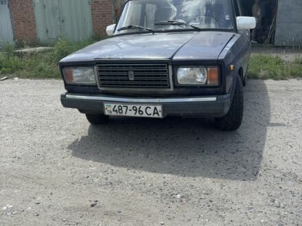 ВАЗ 2107 2001 в Сумах на Automoto.ua Фиолетовый ВАЗ 2107, объемом двигателя 0 л и пробегом 135 тыс. км за 726 $, фото 1 на Automoto.ua