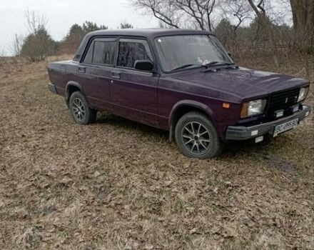 Фіолетовий ВАЗ 2107, об'ємом двигуна 1.5 л та пробігом 180 тис. км за 1300 $, фото 1 на Automoto.ua