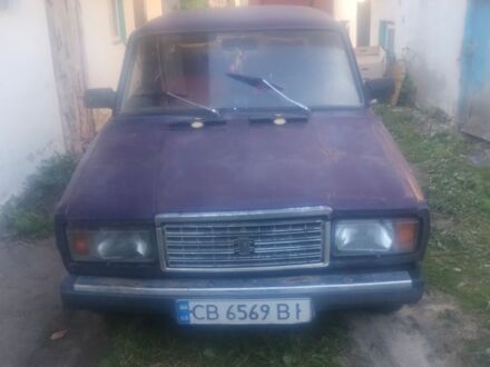ВАЗ 2107 2002 в Новгород-Северском на Automoto.ua Фиолетовый ВАЗ 2107, объемом двигателя 1.5 л и пробегом 1 тыс. км за 325 $, фото 1 на Automoto.ua