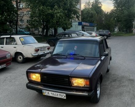 Фиолетовый ВАЗ 2107, объемом двигателя 1.6 л и пробегом 300 тыс. км за 999 $, фото 1 на Automoto.ua