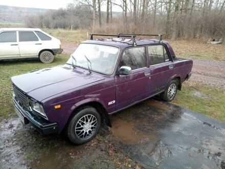 Фиолетовый ВАЗ 2107, объемом двигателя 1.5 л и пробегом 60 тыс. км за 591 $, фото 1 на Automoto.ua