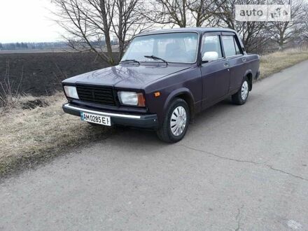 ВАЗ 2107 2004 у Попільня на Automoto.ua Фіолетовий ВАЗ 2107, об'ємом двигуна 1.5 л та пробігом 84 тис. км за 1450 $, фото 1 на Automoto.ua