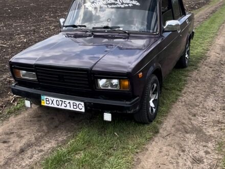 ВАЗ 2107 2004 в Ярмолинцы на Automoto.ua Фиолетовый ВАЗ 2107, объемом двигателя 1.5 л и пробегом 100 тыс. км за 1087 $, фото 1 на Automoto.ua