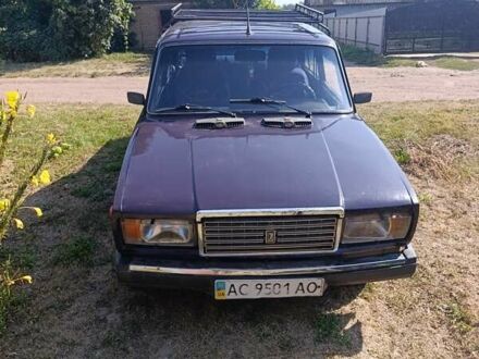 Фіолетовий ВАЗ 2107, об'ємом двигуна 1.45 л та пробігом 110 тис. км за 850 $, фото 1 на Automoto.ua