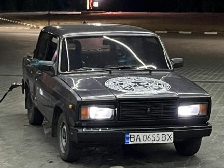 ВАЗ 2107 2008 в Александрие на Automoto.ua Фиолетовый ВАЗ 2107, объемом двигателя 1.5 л и пробегом 140 тыс. км за 897 $, фото 1 на Automoto.ua