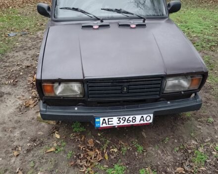 Коричневый ВАЗ 2107, объемом двигателя 1 л и пробегом 100 тыс. км за 592 $, фото 2 на Automoto.ua