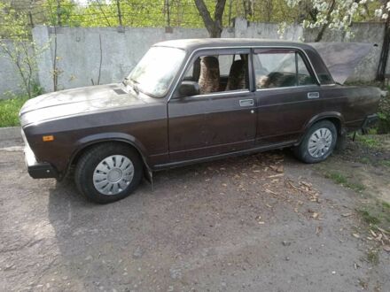 Коричневый ВАЗ 2107, объемом двигателя 1.5 л и пробегом 169 тыс. км за 1084 $, фото 1 на Automoto.ua