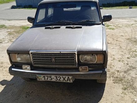 ВАЗ 2107 1986 у Червоноград на Automoto.ua Коричневий ВАЗ 2107, об'ємом двигуна 0 л та пробігом 350 тис. км за 25000 $, фото 1 на Automoto.ua
