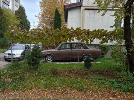 Коричневый ВАЗ 2107, объемом двигателя 0 л и пробегом 99 тыс. км за 600 $, фото 1 на Automoto.ua