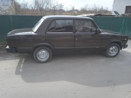 ВАЗ 2107 1999 у Івано-Франківську на Automoto.ua Коричневий ВАЗ 2107, об'ємом двигуна 0 л та пробігом 100 тис. км за 700 $, фото 1 на Automoto.ua