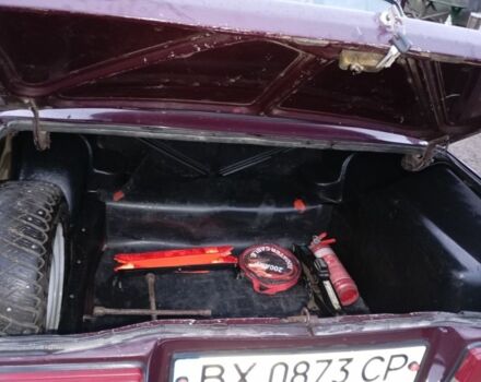 Красный ВАЗ 2107, объемом двигателя 1.5 л и пробегом 2 тыс. км за 1072 $, фото 2 на Automoto.ua