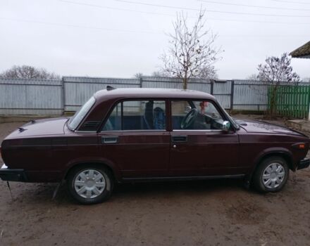 Красный ВАЗ 2107, объемом двигателя 1.5 л и пробегом 2 тыс. км за 1072 $, фото 7 на Automoto.ua