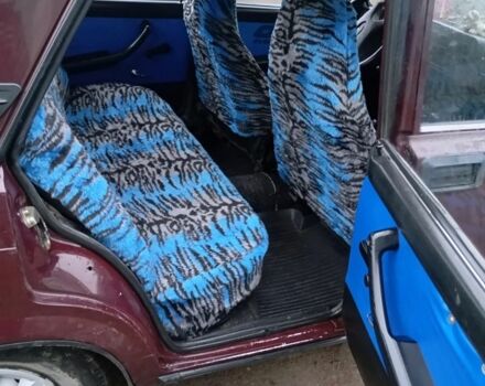 Красный ВАЗ 2107, объемом двигателя 1.5 л и пробегом 2 тыс. км за 1072 $, фото 8 на Automoto.ua