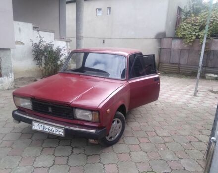 Красный ВАЗ 2107, объемом двигателя 1.6 л и пробегом 100 тыс. км за 404 $, фото 1 на Automoto.ua