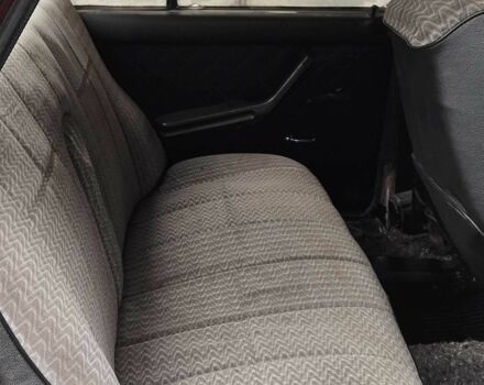 Красный ВАЗ 2107, объемом двигателя 1.7 л и пробегом 25 тыс. км за 424 $, фото 2 на Automoto.ua