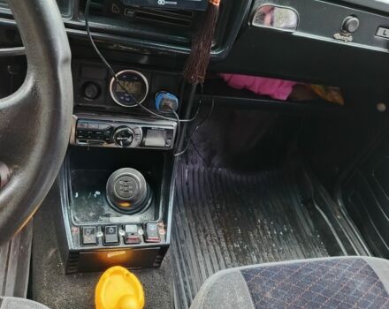 Красный ВАЗ 2107, объемом двигателя 0 л и пробегом 160 тыс. км за 966 $, фото 6 на Automoto.ua