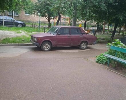 Червоний ВАЗ 2107, об'ємом двигуна 0 л та пробігом 100 тис. км за 500 $, фото 3 на Automoto.ua