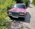 Красный ВАЗ 2107, объемом двигателя 1 л и пробегом 800 тыс. км за 698 $, фото 1 на Automoto.ua
