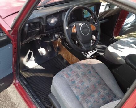 Красный ВАЗ 2107, объемом двигателя 0 л и пробегом 180 тыс. км за 713 $, фото 3 на Automoto.ua