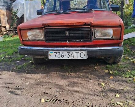 Красный ВАЗ 2107, объемом двигателя 1.5 л и пробегом 300 тыс. км за 500 $, фото 8 на Automoto.ua