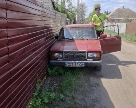 Красный ВАЗ 2107, объемом двигателя 0 л и пробегом 1 тыс. км за 215 $, фото 2 на Automoto.ua