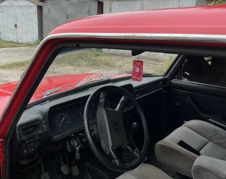 ВАЗ 2107 1983 в Черкассах на Automoto.ua Красный ВАЗ 2107, объемом двигателя 1.5 л и пробегом 300 тыс. км за 594 $, фото 3 на Automoto.ua