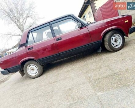 Красный ВАЗ 2107, объемом двигателя 1.2 л и пробегом 69 тыс. км за 734 $, фото 1 на Automoto.ua