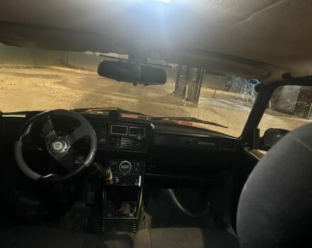 Красный ВАЗ 2107, объемом двигателя 1.5 л и пробегом 1 тыс. км за 1000 $, фото 5 на Automoto.ua