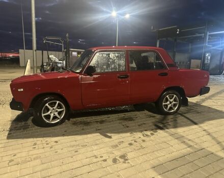 Красный ВАЗ 2107, объемом двигателя 1.5 л и пробегом 1 тыс. км за 1000 $, фото 1 на Automoto.ua