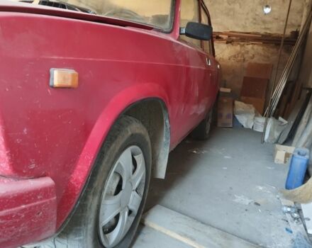 Красный ВАЗ 2107, объемом двигателя 0 л и пробегом 200 тыс. км за 400 $, фото 2 на Automoto.ua