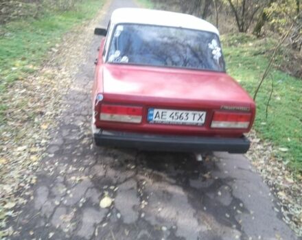 ВАЗ 2107 1985 в Днепре (Днепропетровске) на Automoto.ua Красный ВАЗ 2107, объемом двигателя 1.6 л и пробегом 300 тыс. км за 594 $, фото 4 на Automoto.ua