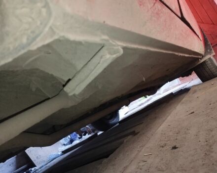 Красный ВАЗ 2107, объемом двигателя 0 л и пробегом 200 тыс. км за 400 $, фото 7 на Automoto.ua