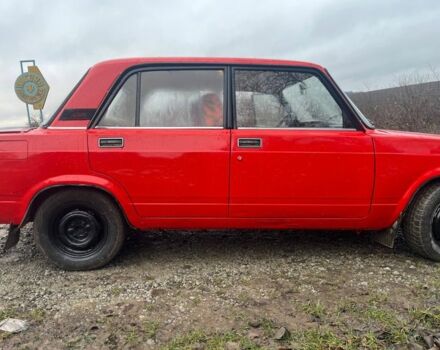 Красный ВАЗ 2107, объемом двигателя 1.5 л и пробегом 100 тыс. км за 600 $, фото 5 на Automoto.ua