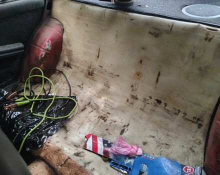 Червоний ВАЗ 2107, об'ємом двигуна 1.5 л та пробігом 120 тис. км за 360 $, фото 1 на Automoto.ua